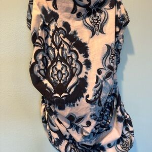 Zara Black and Cream Patterned Blouse